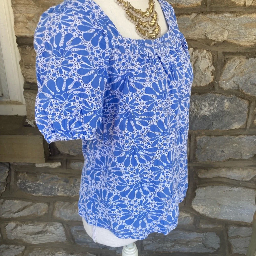 Loft Eyelet Bubble Sleeve Square Neck Top Size Small EUC